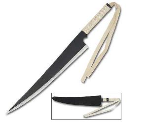 Bleach-Ichigo-Shikai---Cutting-Moon---Zangetsu